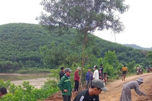 'Ánh điện an ninh' - sáng đẹp đường quê