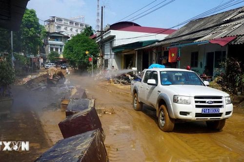 Yên Bái tập trung vệ sinh môi trường và ngăn ngừa dịch bệnh sau lũ
