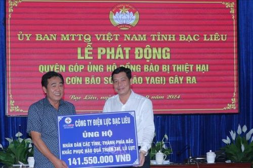 Nối vòng tay lớn ủng hộ đồng bào các tỉnh phía Bắc bị ảnh hưởng của bão, lũ