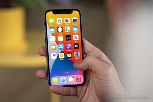 Chiến binh tí hon iPhone 12 Mini ầm ầm hạ giá, bằng nửa iPhone 11, màn OLED, 2 camera như iPhone 16
