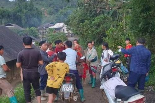Lào Cai: Di dời khẩn cấp hơn 100 người ra khỏi vùng có nguy cơ sạt lở