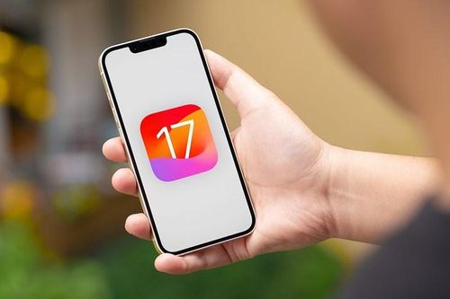 Apple phát hành iOS 18, nhiều người dùng vẫn 'cố thủ' ở iOS 17.7