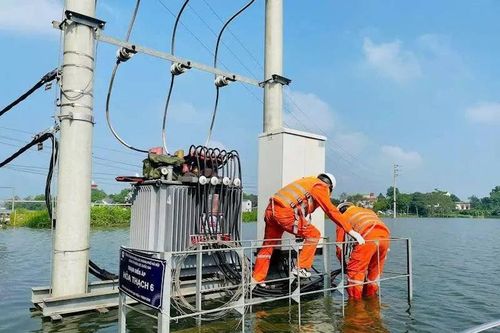 Tính đến chiều 17/9, đã khôi phục cung cấp điện cho hơn 6,03 triệu khách hàng