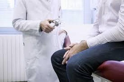 Điều trị giãn tĩnh mạch thừng tinh bằng phương pháp nào?