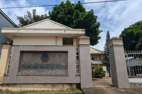 Đình chỉ sinh hoạt Đảng đối với thẩm phán Bùi Viết Minh Quân, Phó Chánh án Tòa án nhân dân huyện Đak Đoa