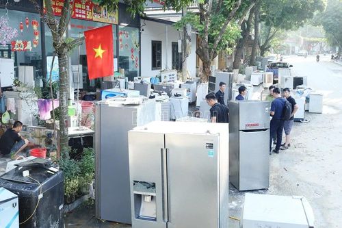 Miễn phí sửa chữa thiết bị điện tử, điện lạnh cho người dân vùng lũ