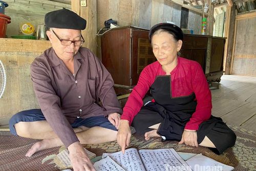 Tâm huyết sưu tầm, phổ biến văn hóa dân tộc Cao Lan