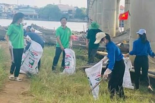 Phát động mô hình 'Chung tay giữ gìn môi trường'