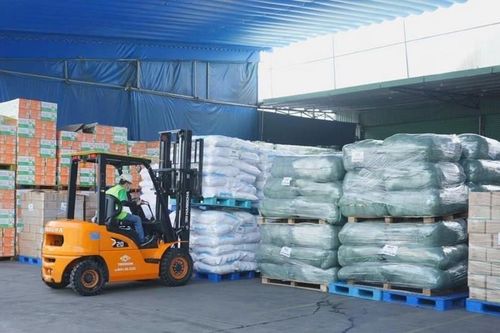 Bình Dương: Khởi hành chuyến tàu chở hơn 600 tấn hàng hỗ trợ các tỉnh miền Bắc