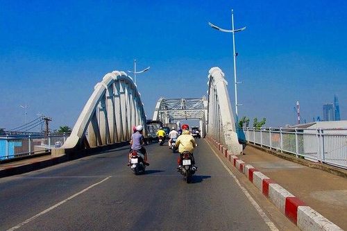 Tp.HCM tổng kiểm tra 220 cây cầu cũ sau sự cố sập cầu Phong Châu