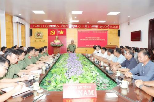 Công an Hà Nam trao đổi kinh nghiệm với cán bộ Bộ Công an nước Cộng hòa Dân chủ Nhân dân Lào