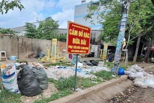 Huyện Hóc Môn: Ô nhiễm và ùn tắc giao thông xung quanh chợ đầu mối
