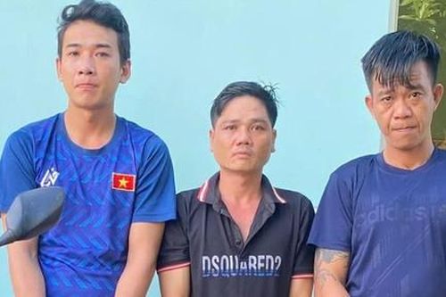 Truy xét 'tốc hành' bắt nhóm chặn đường cướp xe máy trong đêm