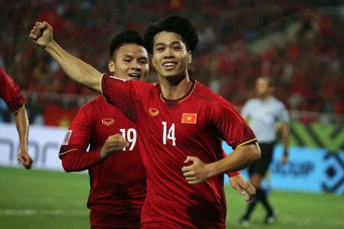 2 năm ngồi dự bị ở Nhật, Công Phượng khó vượt đỉnh chuyển nhượng của Quang Hải