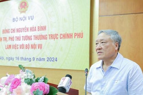 Tham khảo kinh nghiệm quốc tế để bố trí lại bộ máy của Chính phủ cho phù hợp