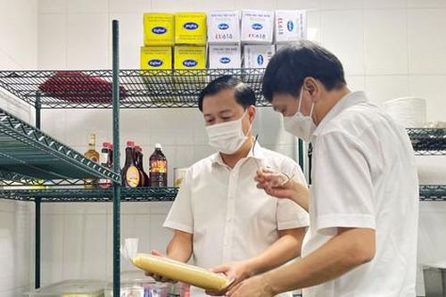 Nguy cơ rủi ro từ bánh trung thu 'đại hạ giá'