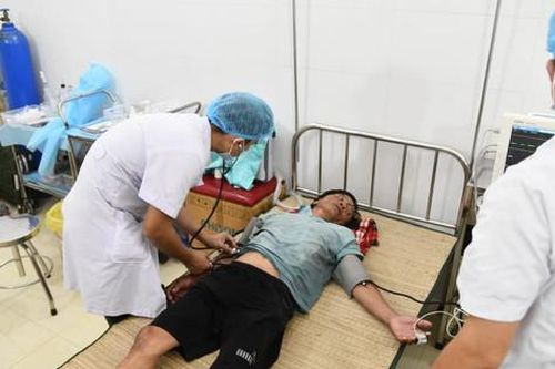 Bệnh xá đảo Sơn Ca kịp thời cấp cứu ngư dân bị đột quỵ não