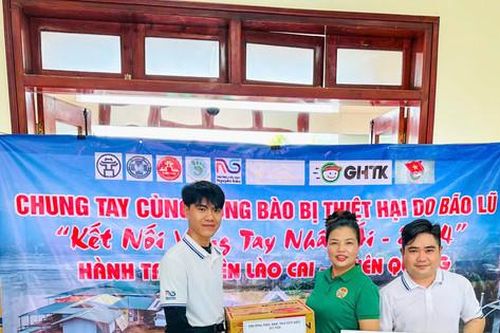 Trường Tiểu học Nguyễn Siêu cùng hướng về đồng bào vùng lũ
