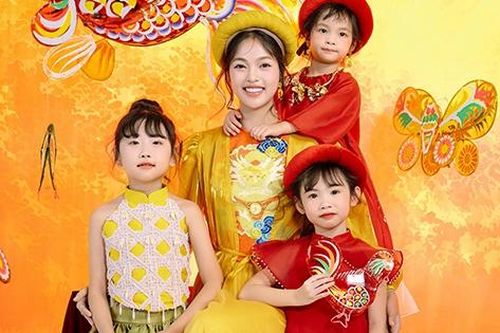 Mẫu nhí đáng yêu với trang phục nhiều sắc màu trong dịp lễ Trung thu