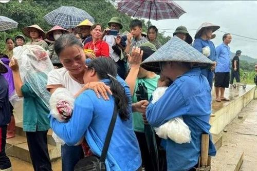 Những người 'chức bé' lo nỗi lo của dân
