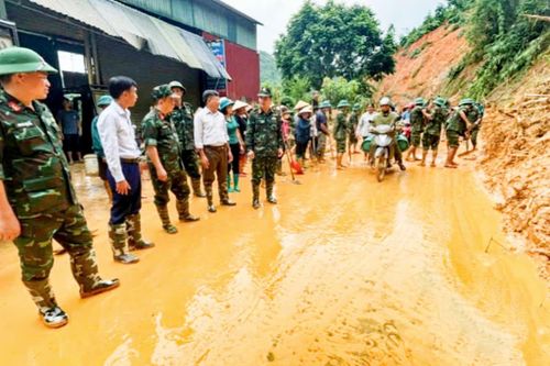 Thái Nguyên kịp thời khắc phục sạt lở bảo đảm đi lại thông suốt