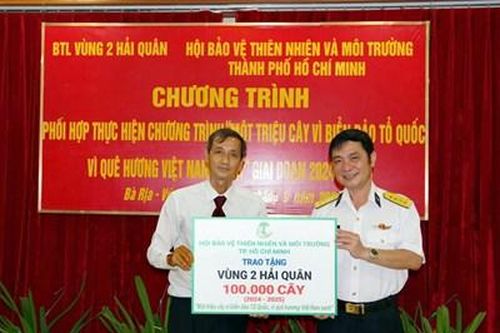 Vùng 2 Hải quân phối hợp thực hiện chương trình 'Một triệu cây vì biển, đảo Tổ quốc, vì quê hương Việt Nam xanh'