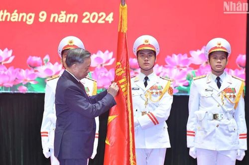 Học viện Chính trị quốc gia Hồ Chí Minh đón nhận Huân chương Lao động hạng Nhất