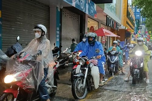 Đà Nẵng cho học sinh nghỉ học vào chiều nay và ngày mai