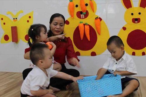 TPHCM: Đề xuất tăng thu nhập để giữ chân giáo viên mầm non