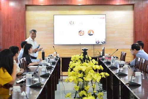 Màng cellulose sinh học từ nước quả dừa khô