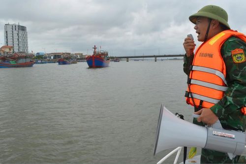 Chủ động triển khai các biện pháp ứng phó áp thấp nhiệt đới có khả năng mạnh lên thành bão