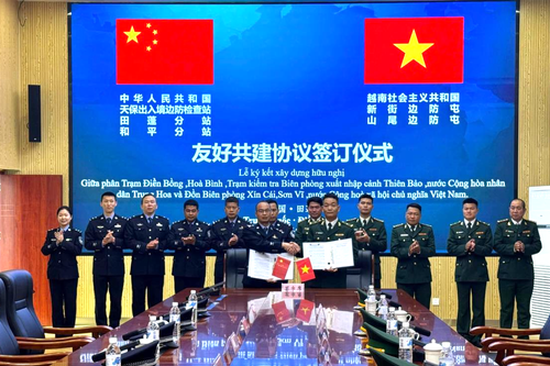 Tận tâm lo cho dân