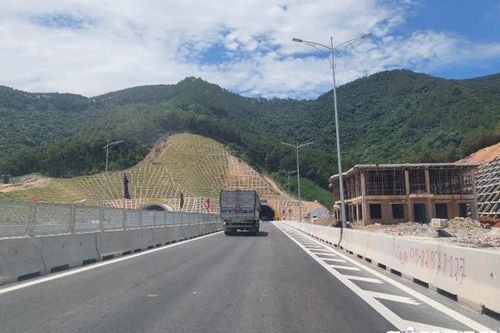 Xây dựng hệ thống trung tâm quản lý điều hành giao thông đường cao tốc