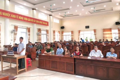 Mâu thuẫn trong cuộc nhậu, dùng dao chém em trai trọng thương