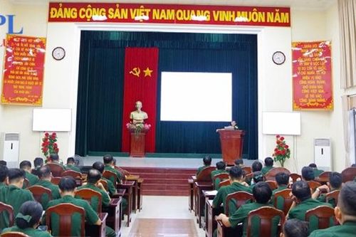 VKSQS quân khu 5 tuyên truyền, phổ biến, giáo dục pháp luật tại Lữ đoàn 575