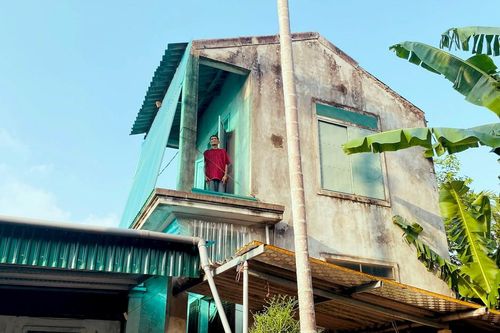 Nhà chòi chống lũ của người dân Nghệ An