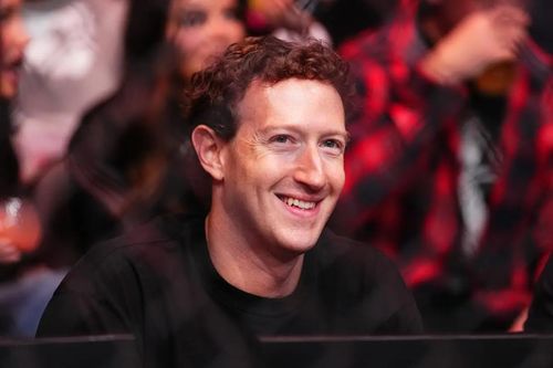 Mark Zuckerberg tiết lộ điều hối tiếc nhất trong 2 thập kỷ điều hành Facebook - Meta