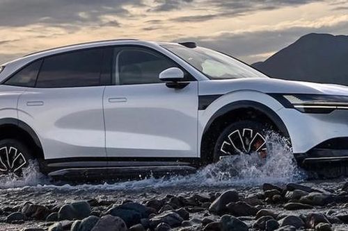 Mẫu SUV điện Zeekr 7X 2024 vừa ra mắt đã cháy hàng