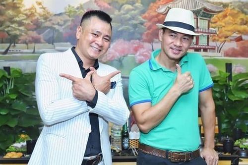 NSND Xuân Bắc và Tự Long: Nụ cười rạng rỡ, trái tim ấm áp giữa bão lũ