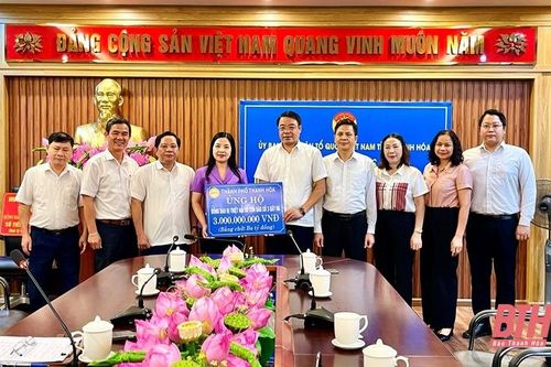 TP Thanh Hóa trao 3 tỷ đồng ủng hộ đồng bào phía Bắc bị thiệt hại do bão số 3