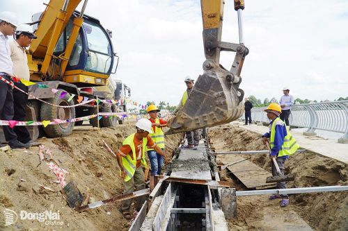 Đánh giá, xếp loại cán bộ cần gắn với hiệu quả công việc