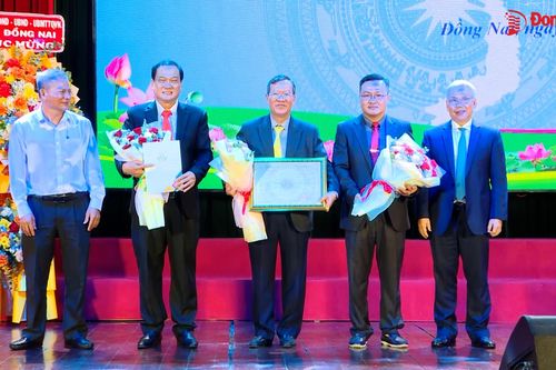 Trường đại học Đồng Nai khai giảng năm học mới và đón nhận kiểm định chất lượng giáo dục