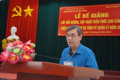 Bế giảng Lớp bồi dưỡng, cập nhật kiến thức cho cán bộ diện Ban Thường vụ Tỉnh ủy quản lý năm 2024