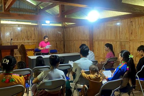 Đầu tư thiết chế văn hóa cho người dân vùng biên