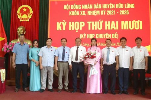 Hữu Lũng có nữ Chủ tịch UBND huyện
