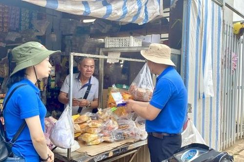 Phối hợp ra quân hỗ trợ chuyển đổi số trong cộng đồng