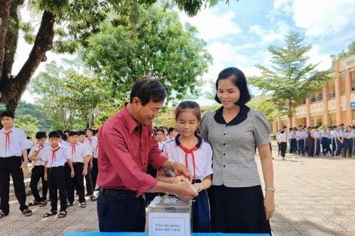 Ngành giáo dục Đạ Tẻh vận động hơn 510 triệu đồng ủng hộ đồng bào miền Bắc