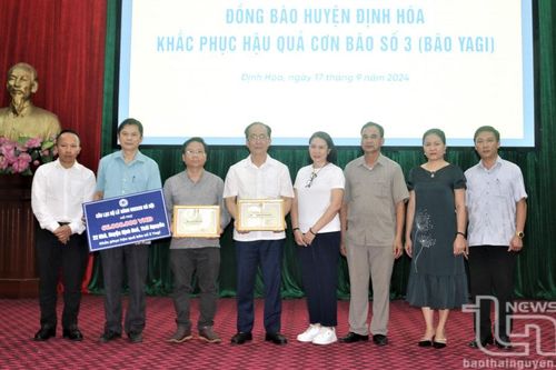 Hiệp hội Du lịch Thái Nguyên: Trao hỗ trợ cho người dân huyện Định Hóa