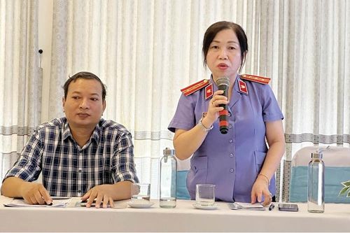 Đẩy lùi bạo lực gia đình