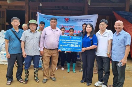 Trao 144 suất quà cho người dân bị thiệt hại do mưa lũ tại huyện Nguyên Bình
